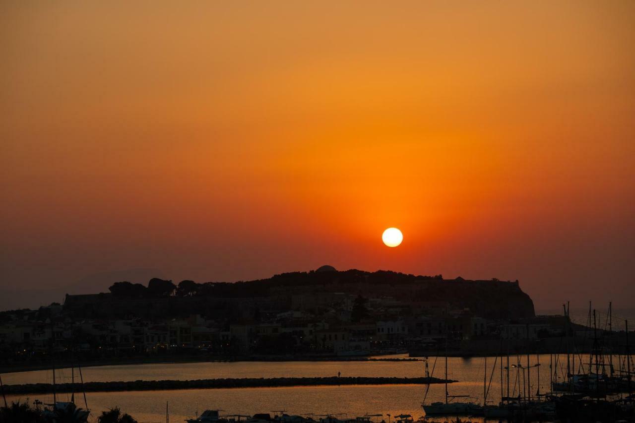 Breathless Sea Apartment Rethymno  ภายนอก รูปภาพ